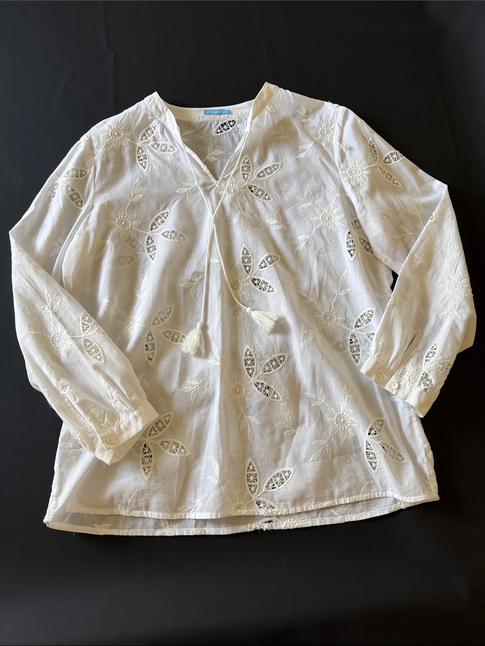 Women’s White Embroidered Tassel Pullover Top